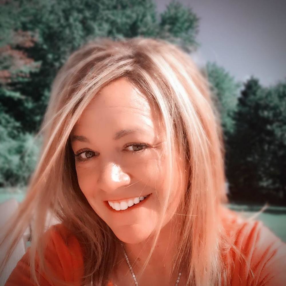 Meet your Posher, Lynda